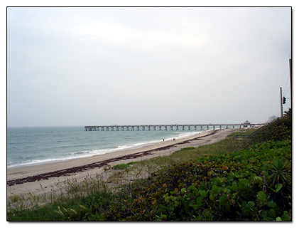 View of Jupiter Beach pier