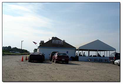 Sandy's Snack Bar at Plymouth Beach