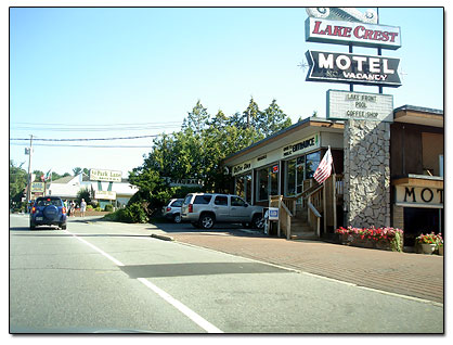 Lake Crest Motel